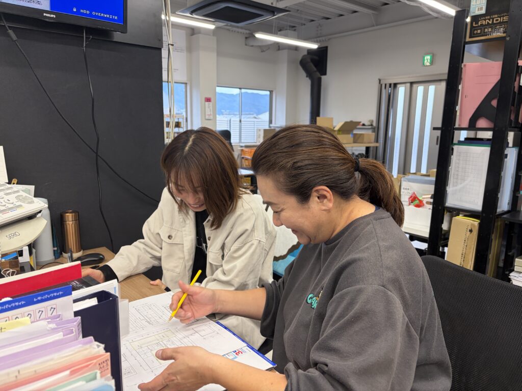 中野組事務員さんの様子